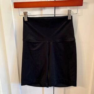 Yogalicious Lux Black Biker Shorts Size Small